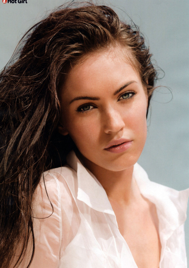 Illustration for article titled Megan Fox Mega Gallery 1